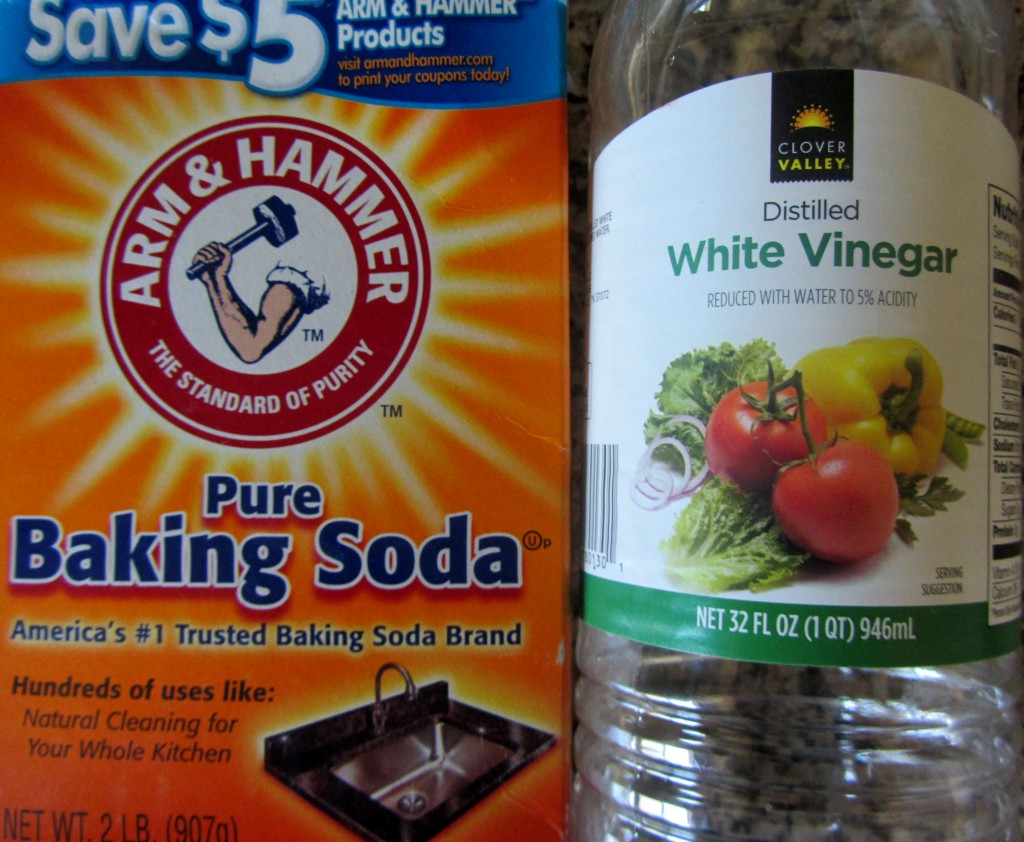 Baking Soda and vinagar for hair