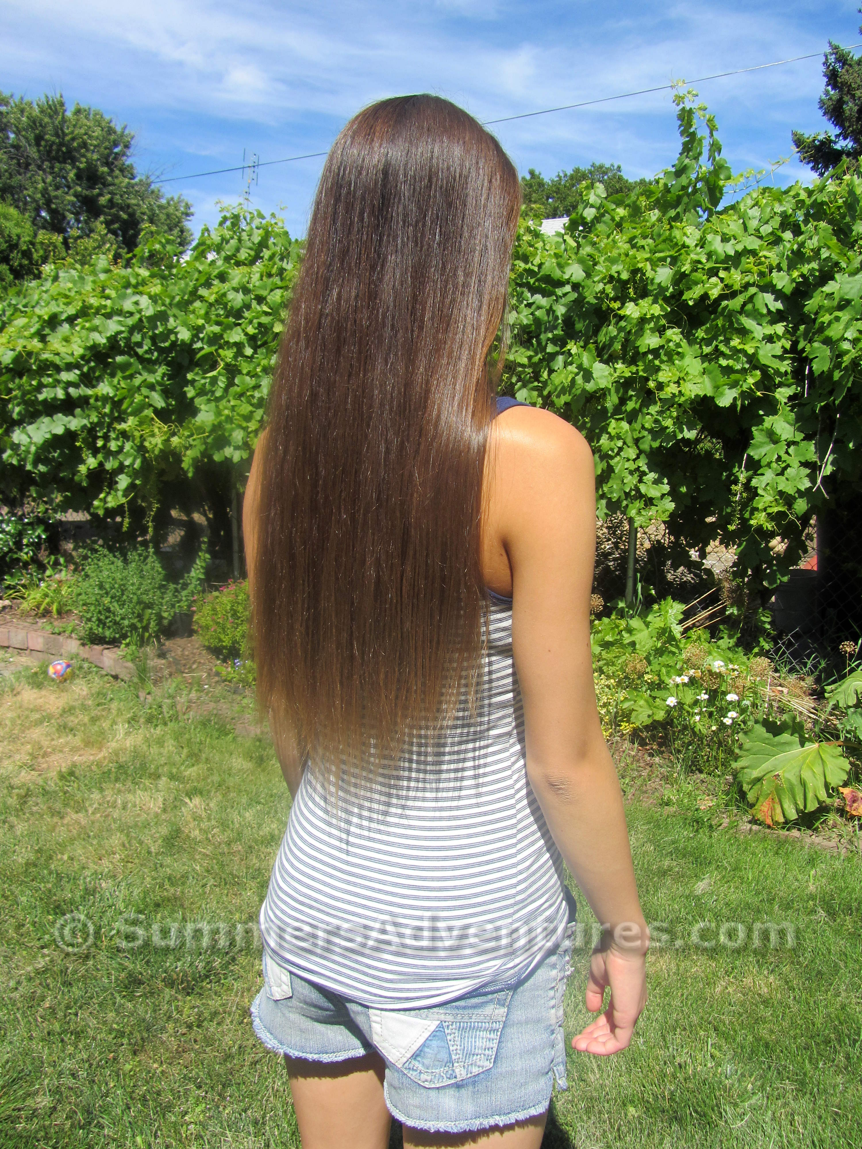Washing hair deals with baking soda