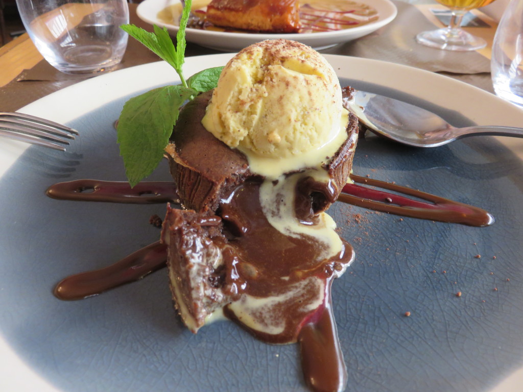 chocolate cake le petit pontoise france